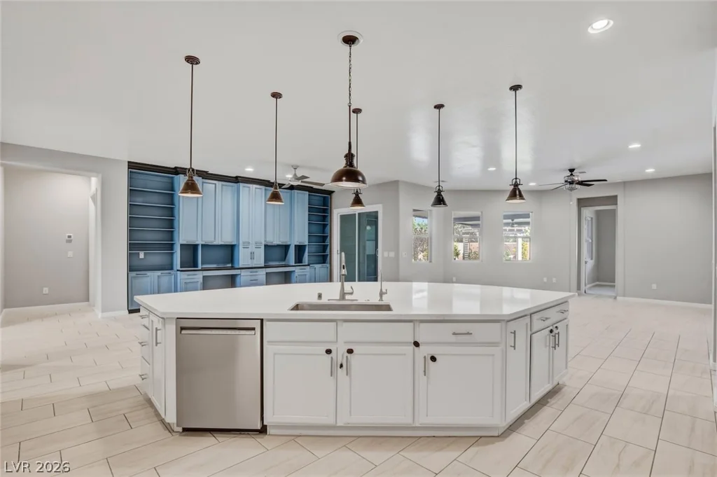 7084 Appaloosa Ridge, Las Vegas, NV 89131