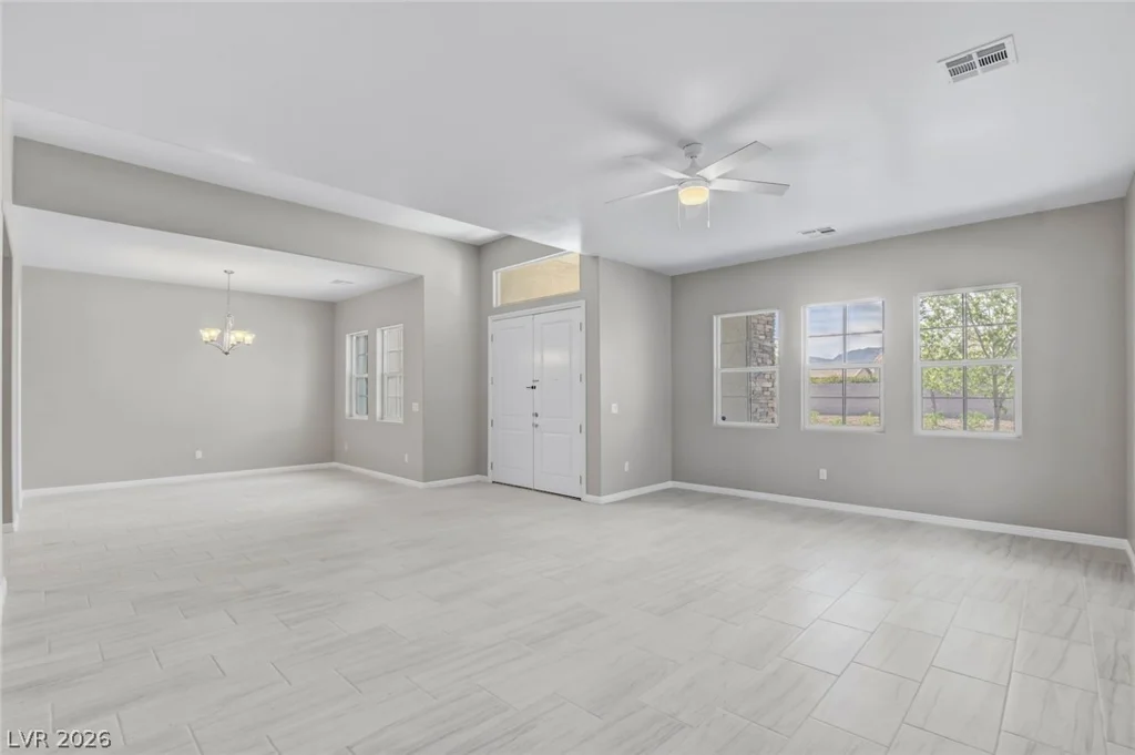 7084 Appaloosa Ridge, Las Vegas, NV 89131