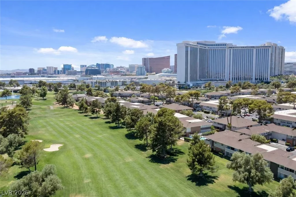 2838 Loveland, Las Vegas, NV 89109