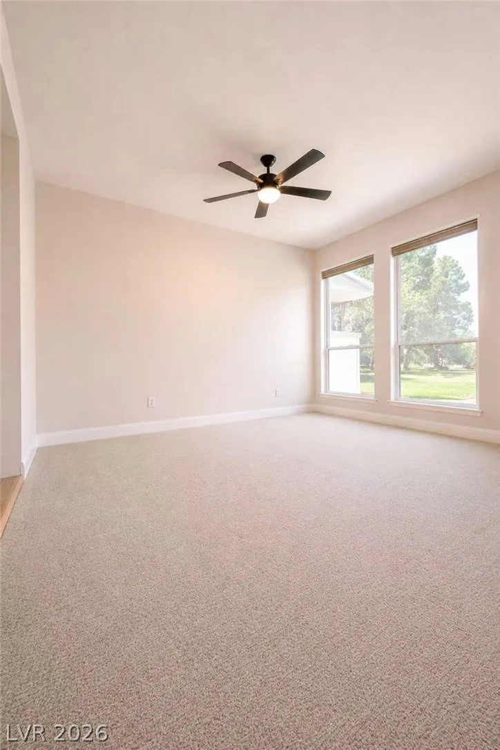 2838 Loveland, Las Vegas, NV 89109
