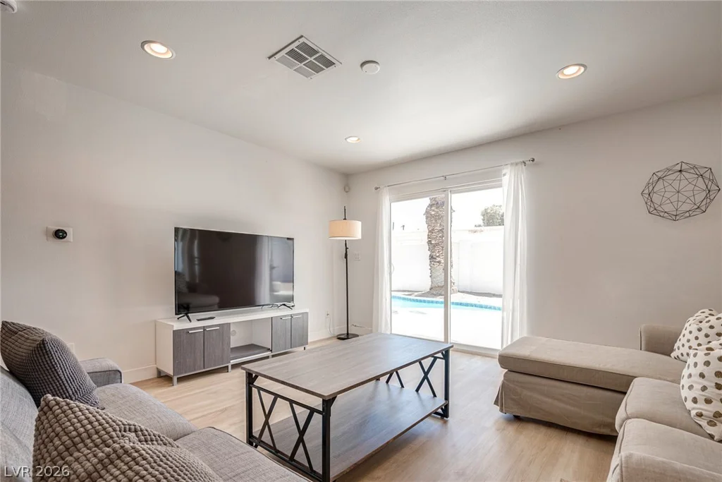 1509 Ottawa, Las Vegas, NV 89169