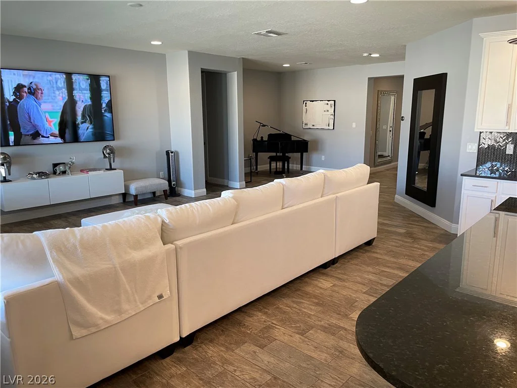 9544 Wild Valley, Las Vegas, NV 89148