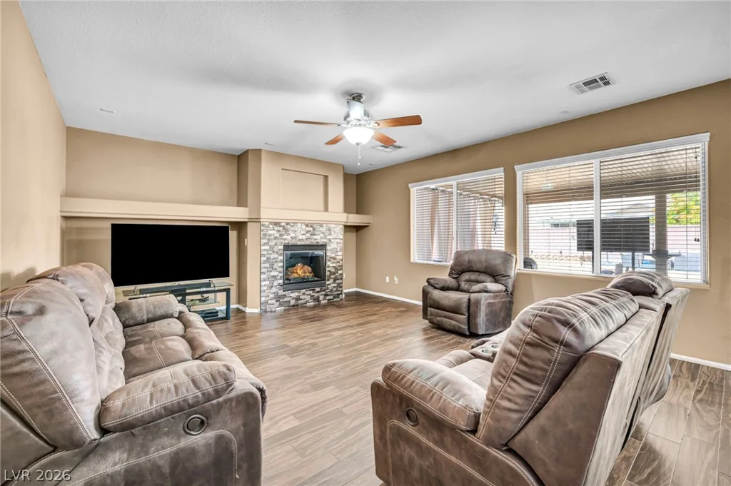 1104 Hammer, North Las Vegas, NV 89081