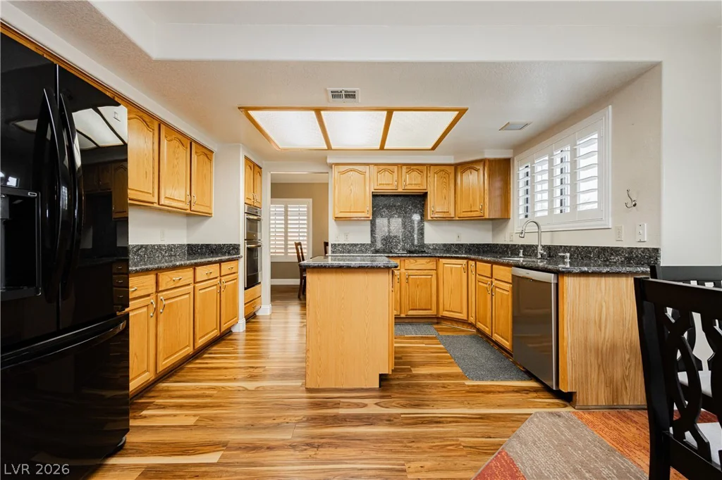 2212 Sapphire Valley, Las Vegas, NV 89128