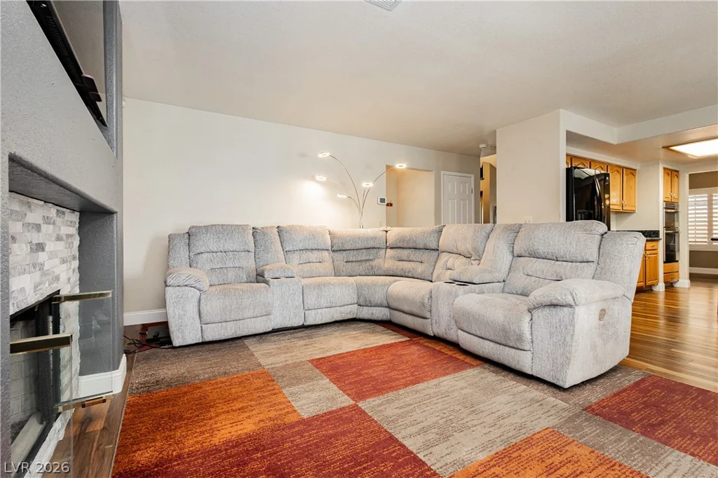 2212 Sapphire Valley, Las Vegas, NV 89128