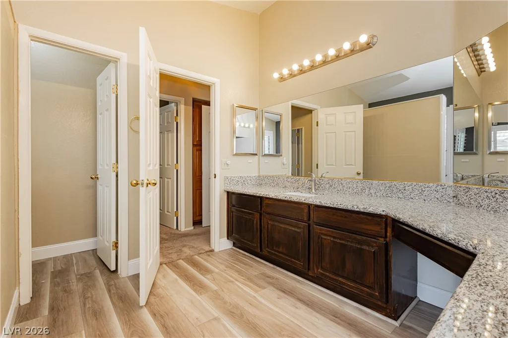 2212 Sapphire Valley, Las Vegas, NV 89128