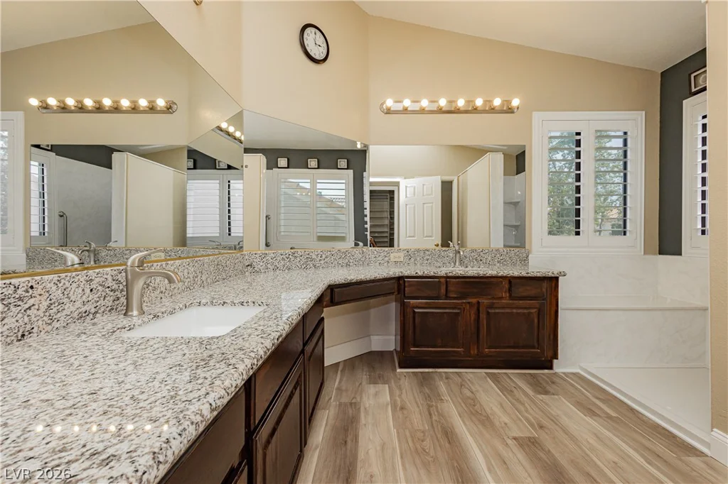 2212 Sapphire Valley, Las Vegas, NV 89128