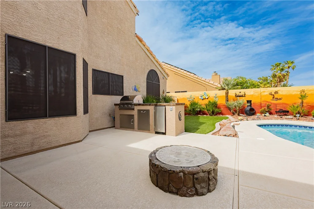 2212 Sapphire Valley, Las Vegas, NV 89128