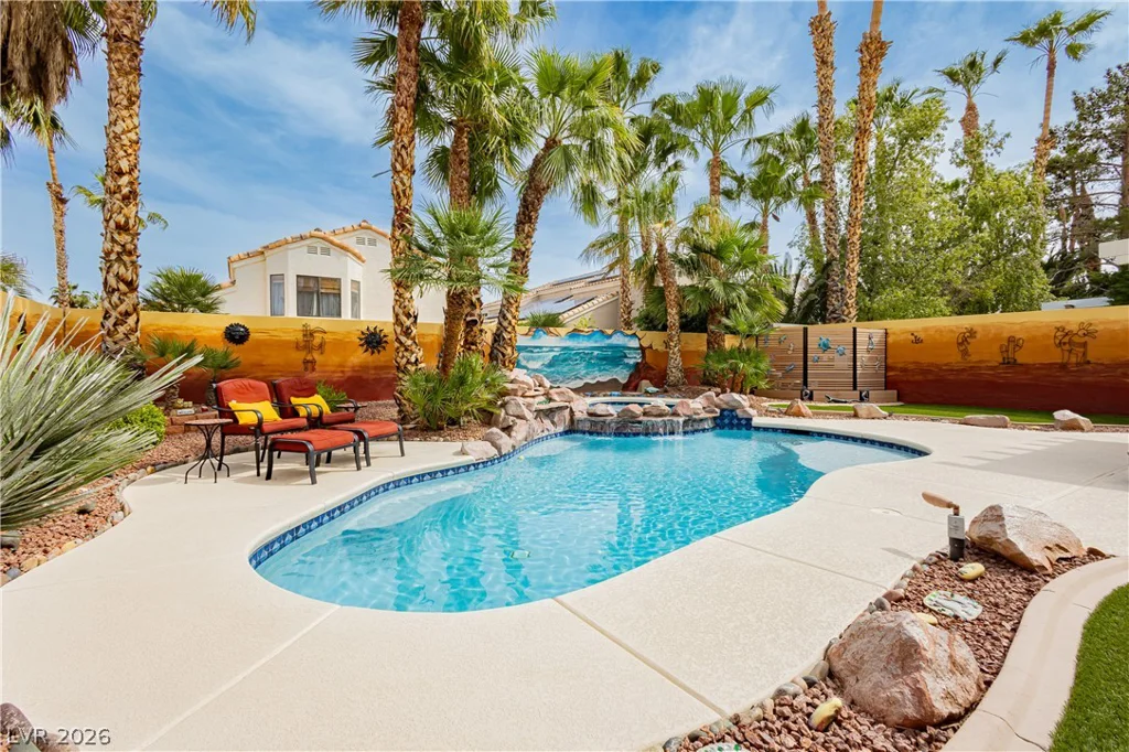 2212 Sapphire Valley, Las Vegas, NV 89128