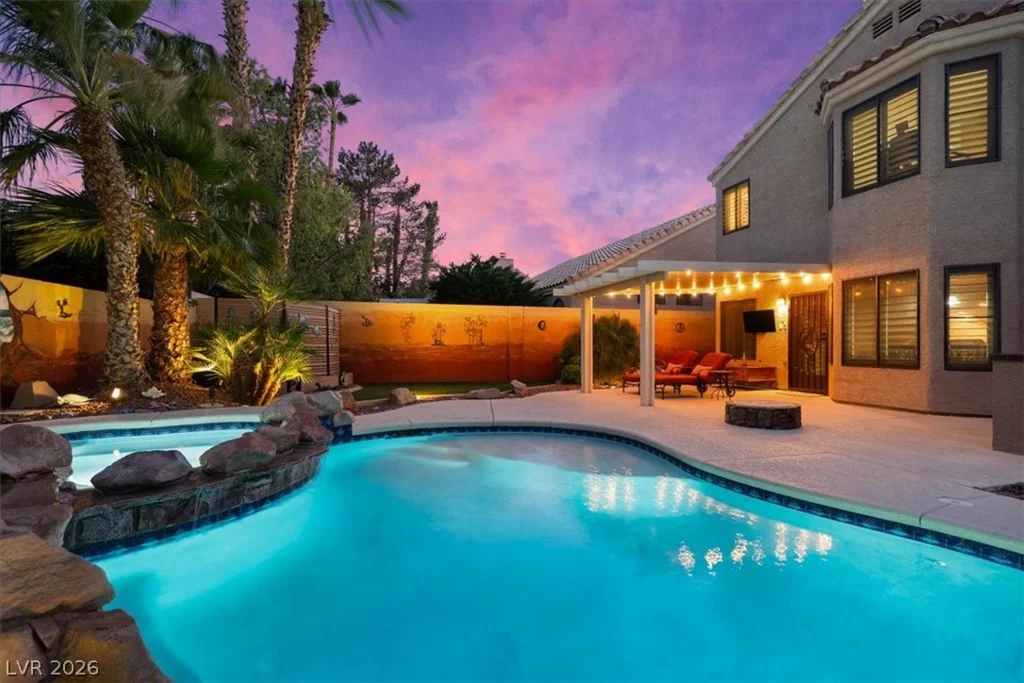 2212 Sapphire Valley, Las Vegas, NV 89128