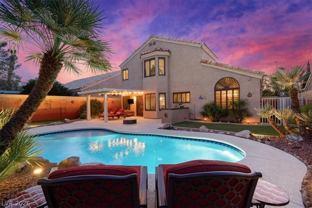 2212 Sapphire Valley, Las Vegas, NV 89128