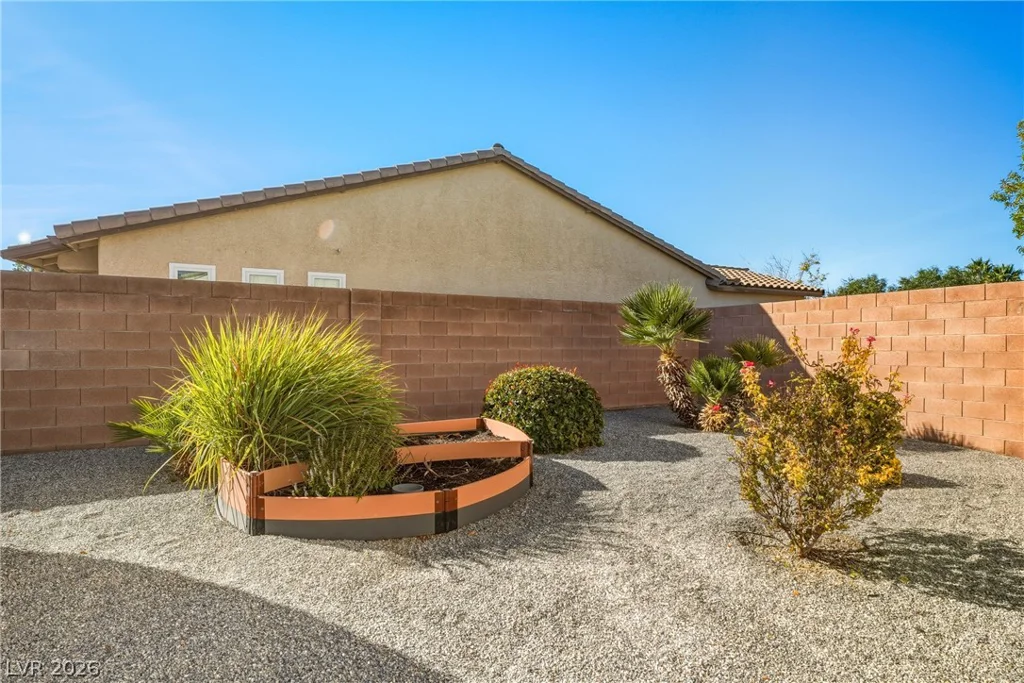 5661 Fiore, Pahrump, NV 89061