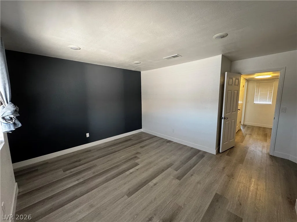 6750 Del Rey, Las Vegas, NV 89146