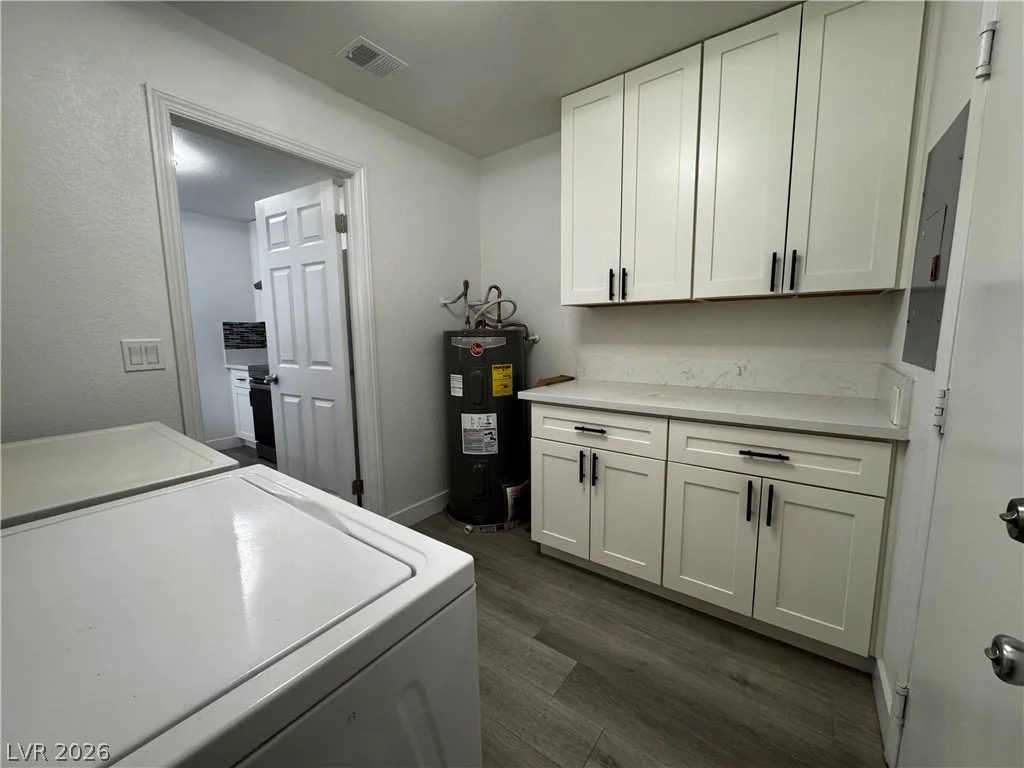 6750 Del Rey, Las Vegas, NV 89146