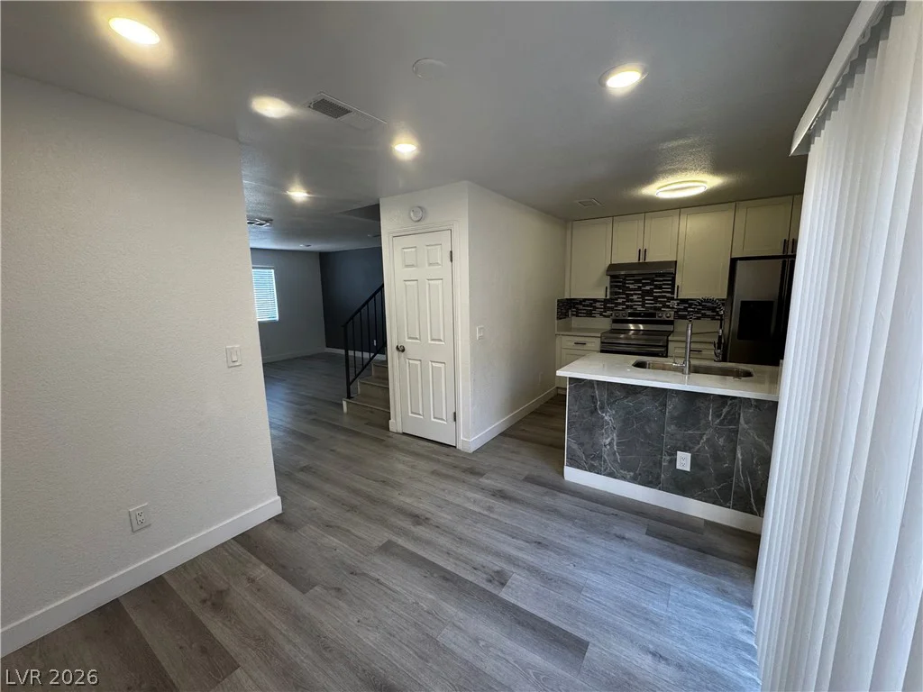 6750 Del Rey, Las Vegas, NV 89146