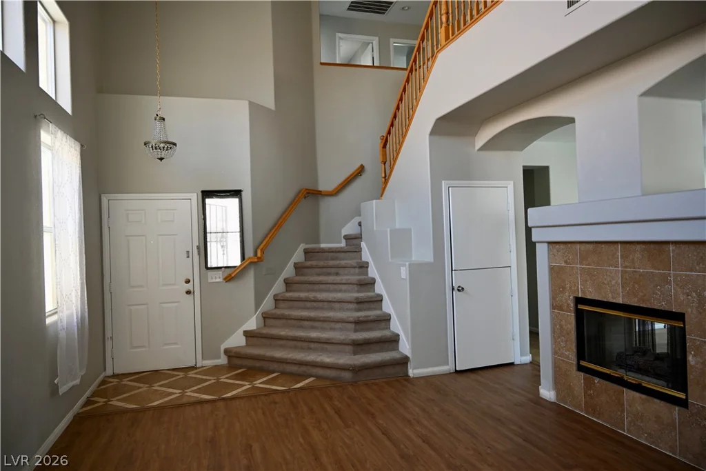 8829 Kingswood, Las Vegas, NV 89147