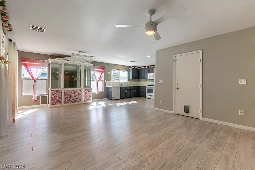 4300 Perfect Drift, Las Vegas, NV 89129
