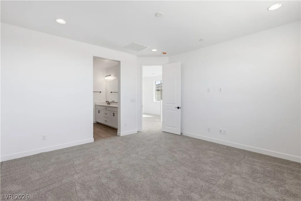 12135 Red Iris, Las Vegas, NV 89138