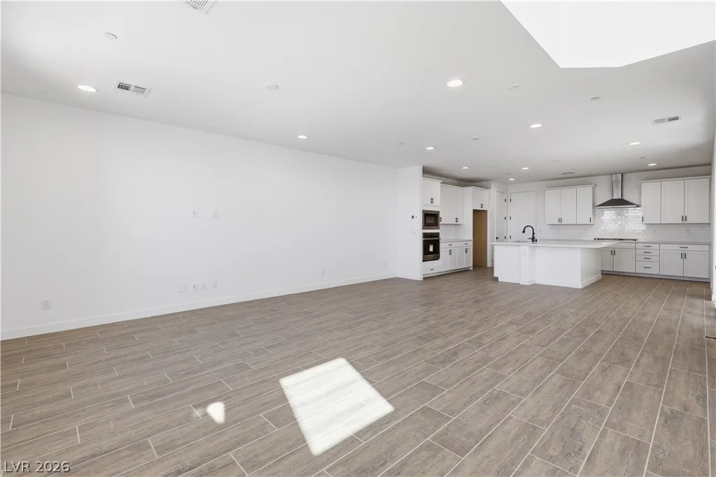 12135 Red Iris, Las Vegas, NV 89138