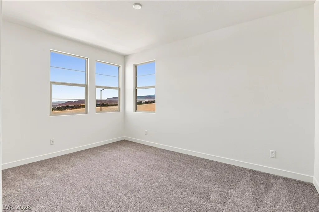 12115 Red Iris Ave, Las Vegas, NV 89138