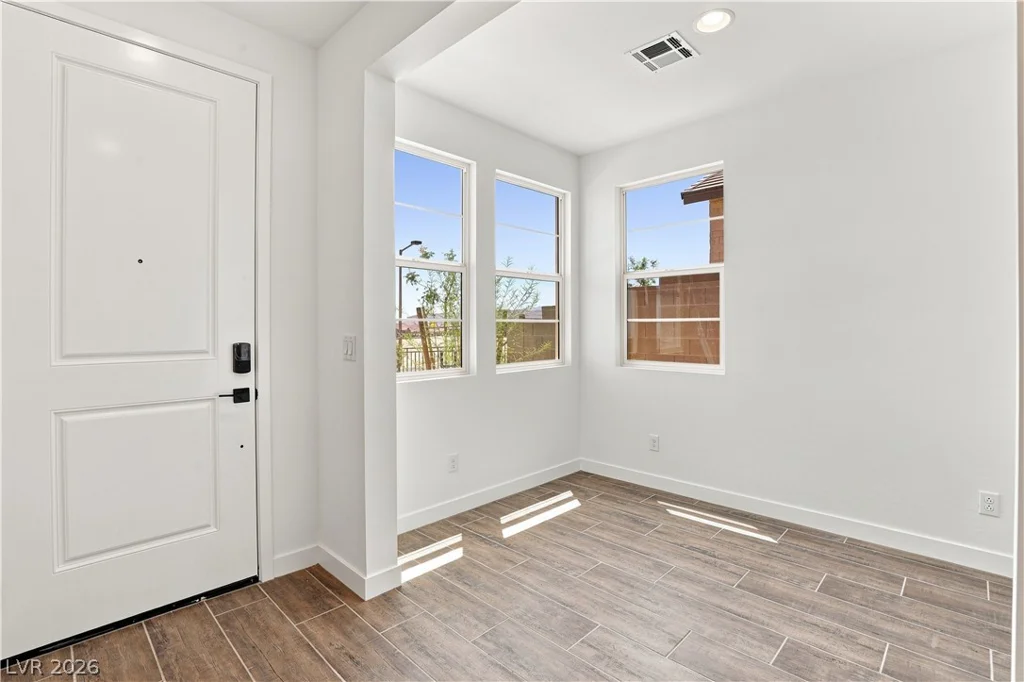 12115 Red Iris Ave, Las Vegas, NV 89138