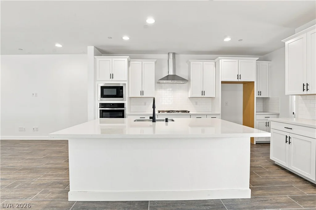 12115 Red Iris Ave, Las Vegas, NV 89138