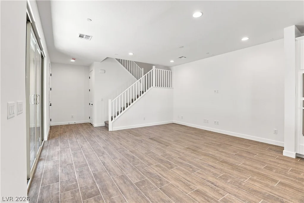 12115 Red Iris Ave, Las Vegas, NV 89138