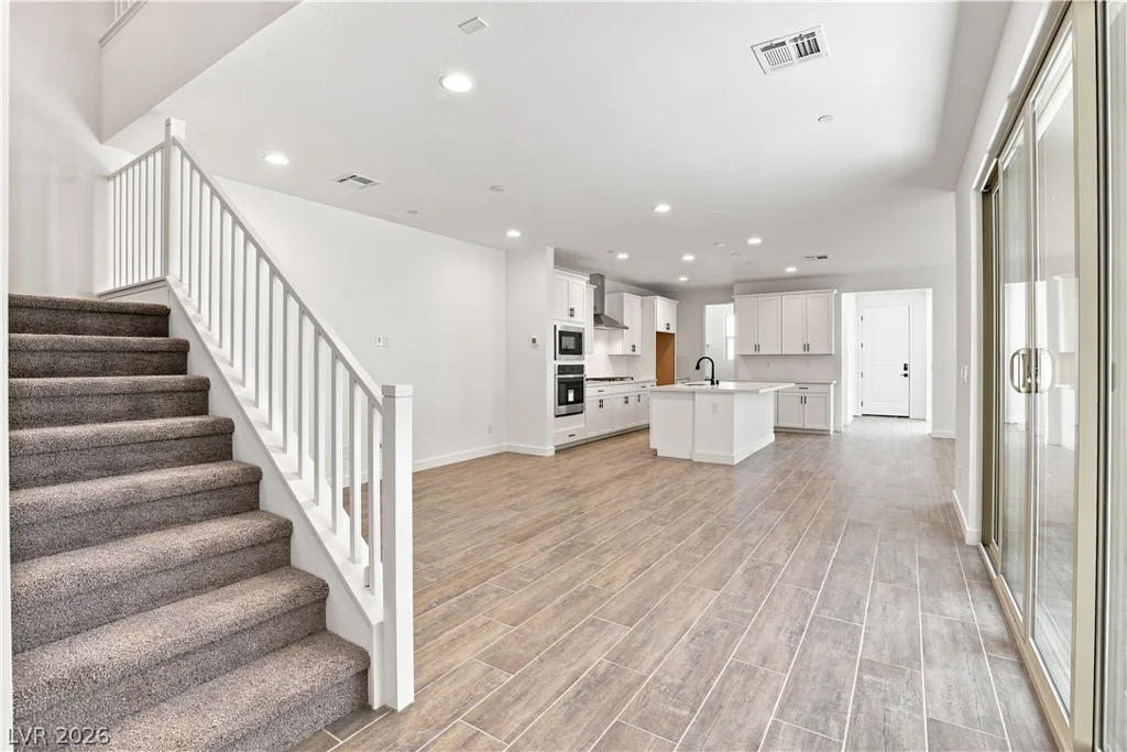 12115 Red Iris Ave, Las Vegas, NV 89138
