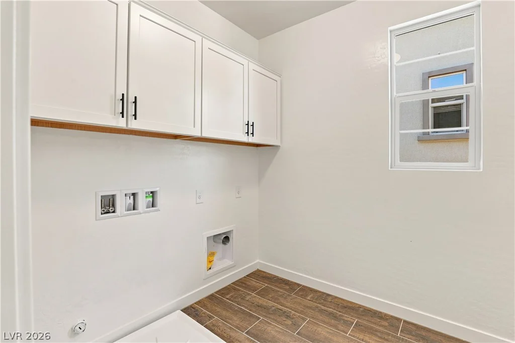 12115 Red Iris Ave, Las Vegas, NV 89138