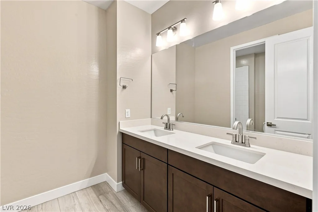 12119 Red Iris Ave, Las Vegas, NV 89138