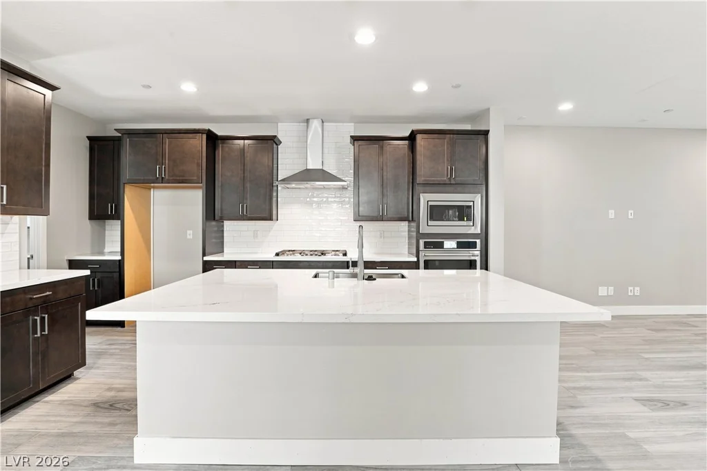 12119 Red Iris Ave, Las Vegas, NV 89138