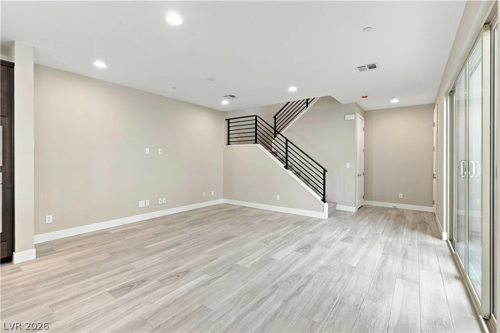 12119 Red Iris Ave, Las Vegas, NV 89138