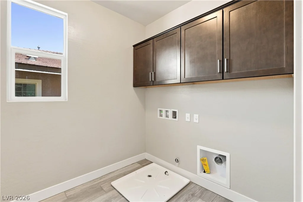 12119 Red Iris Ave, Las Vegas, NV 89138