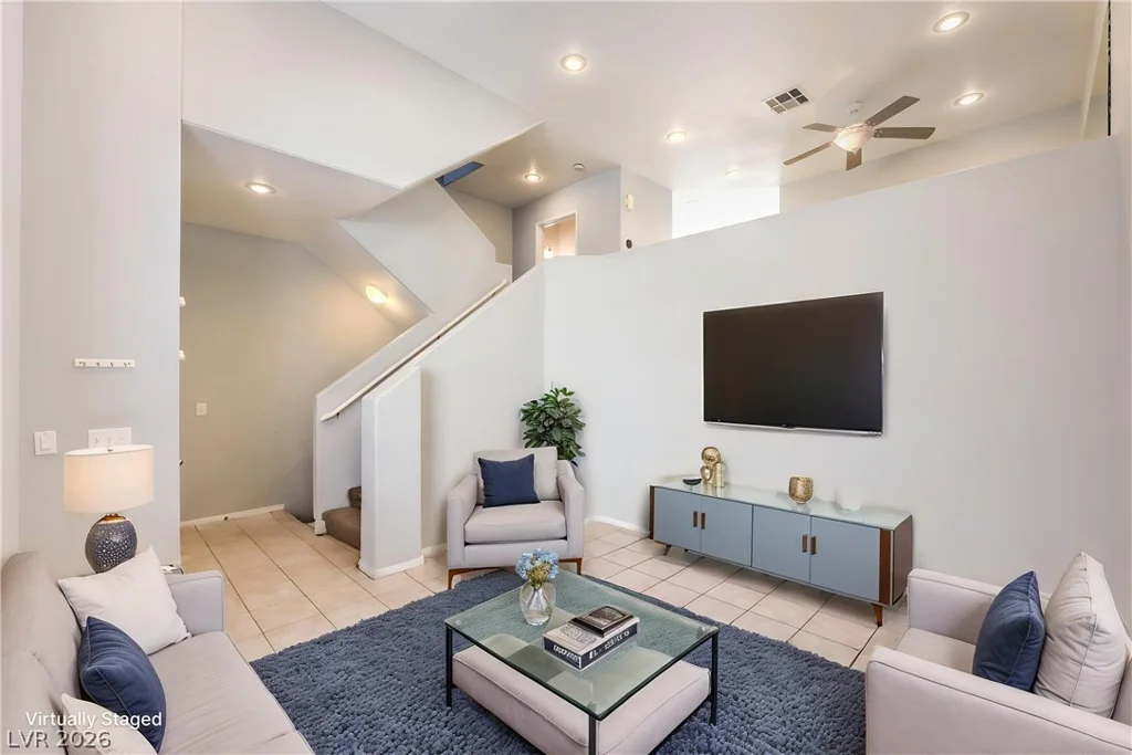 1513 Couples, Las Vegas, NV 89128