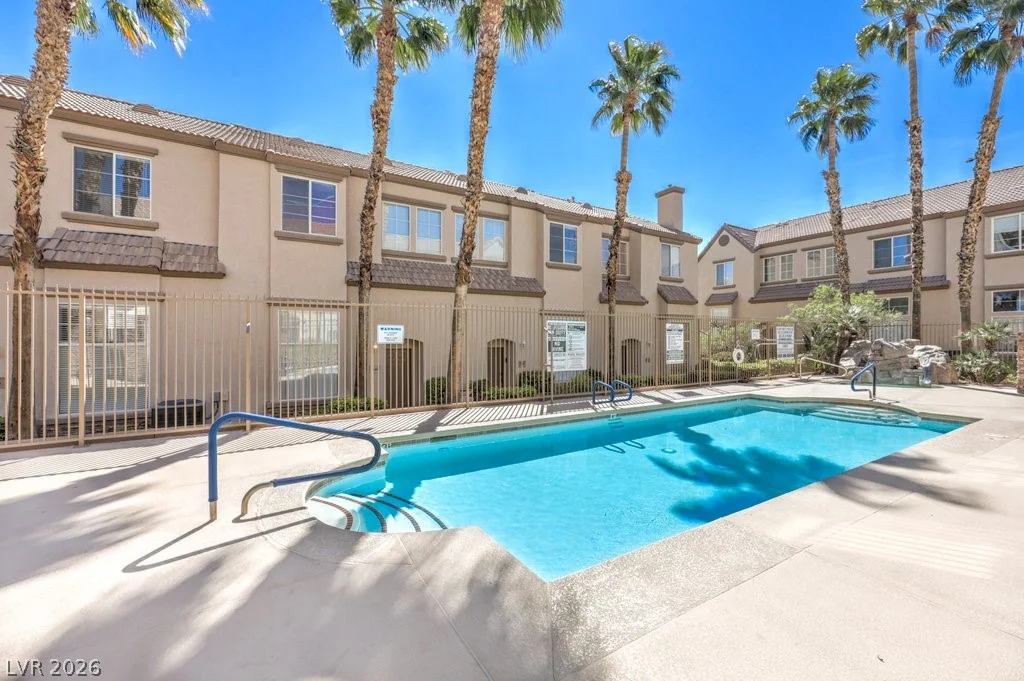 1513 Couples, Las Vegas, NV 89128