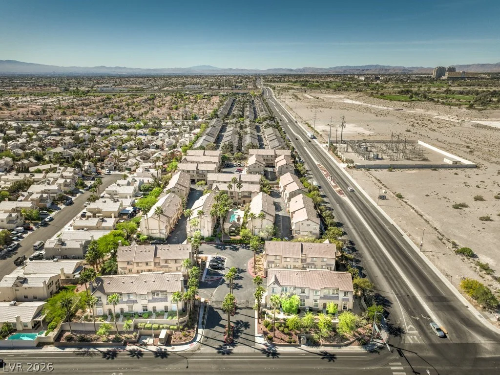 1513 Couples, Las Vegas, NV 89128