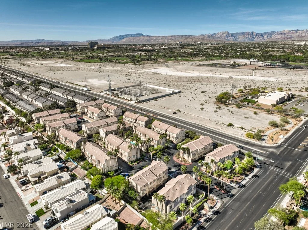 1513 Couples, Las Vegas, NV 89128