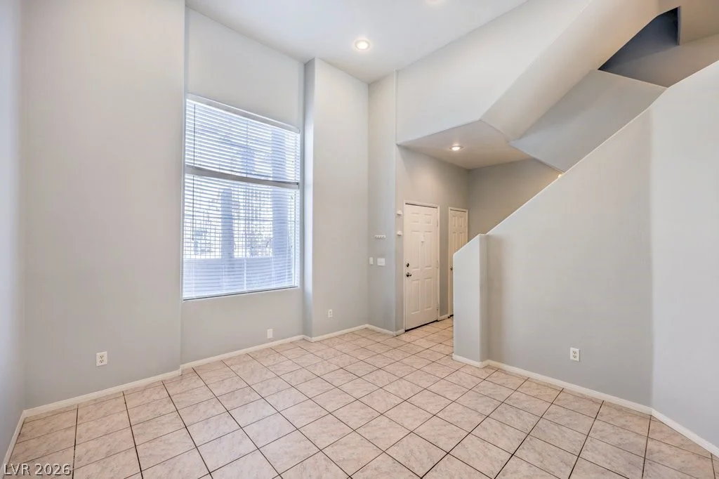 1513 Couples, Las Vegas, NV 89128