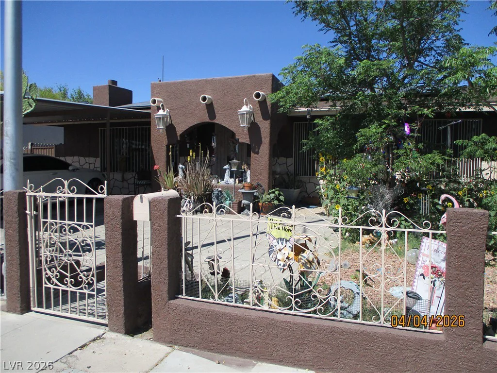 2200 Evans, North Las Vegas, NV 89030