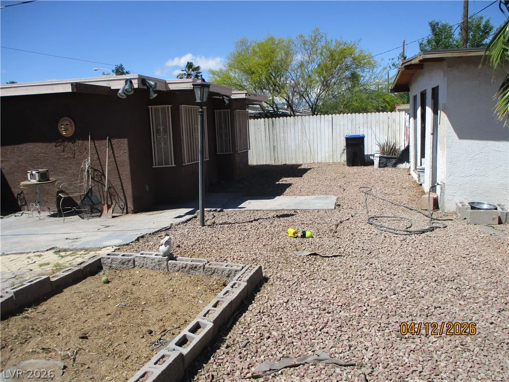 2200 Evans, North Las Vegas, NV 89030