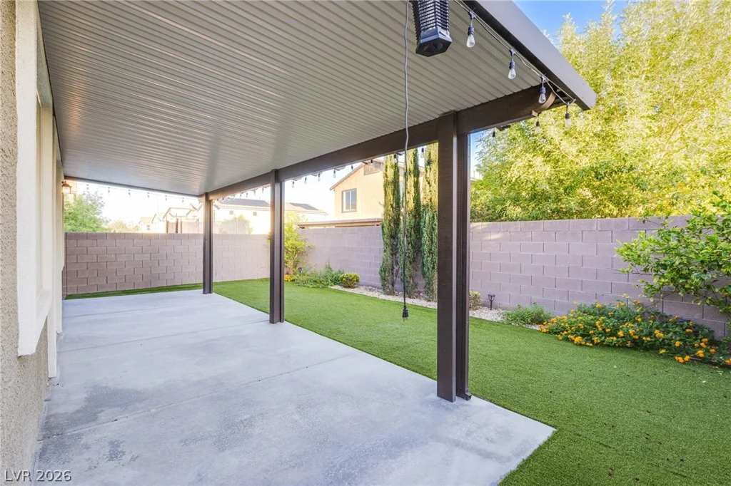 4507 Creekside Cavern, North Las Vegas, NV 89084