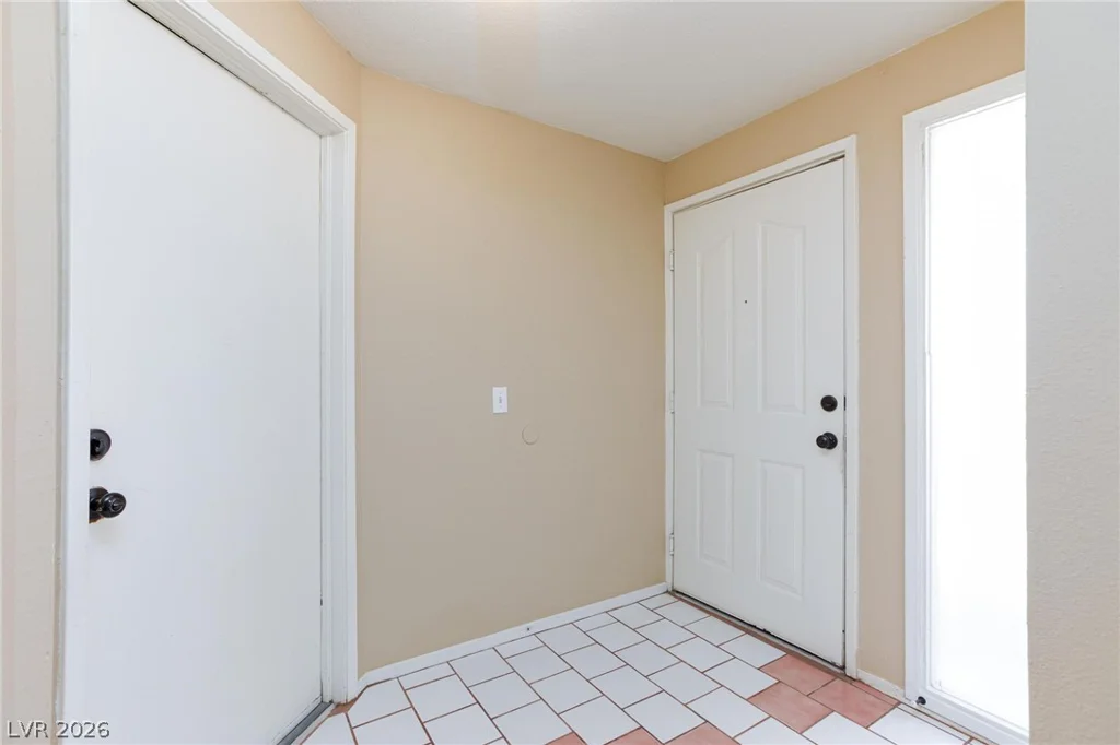 6509 Ouida, Las Vegas, NV 89108