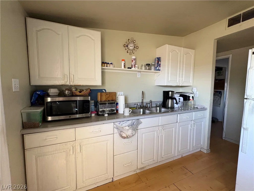 229 Hillcrest, Henderson, NV 89015