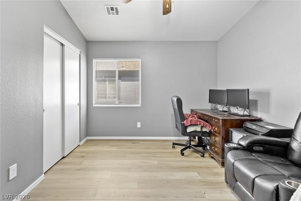 5968 Trickling Descent, Henderson, NV 89011