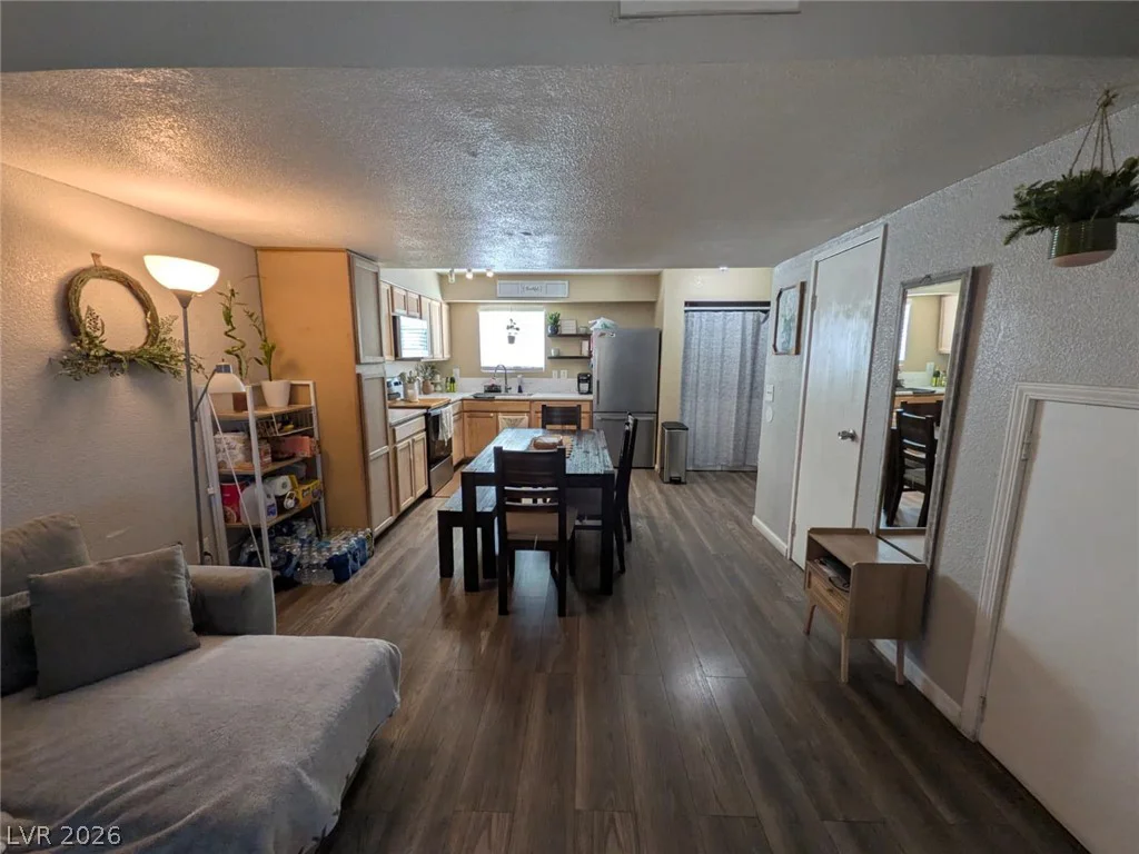 3537 Rio Robles, North Las Vegas, NV 89030