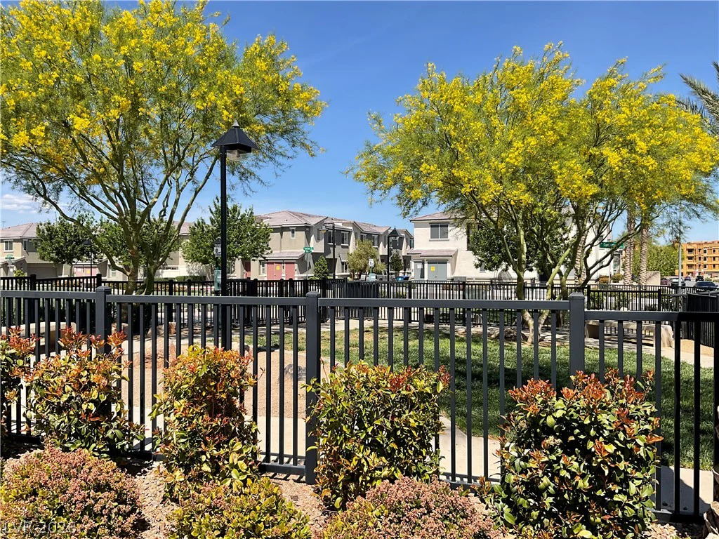 2709 Yellow Blaze, Las Vegas, NV 89183