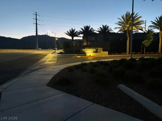 6150 Foxes Dale, Las Vegas, NV 89166