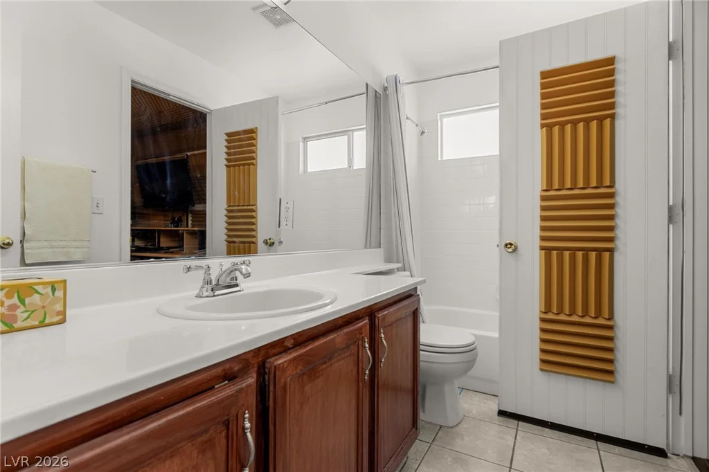 2037 Merano, Las Vegas, NV 89123