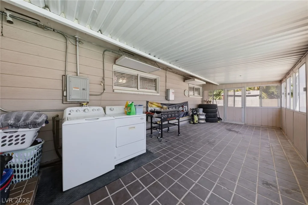 2529 Arenas, Las Vegas, NV 89102
