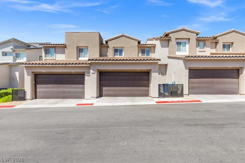 507 Fairview Hills, Las Vegas, NV 89138